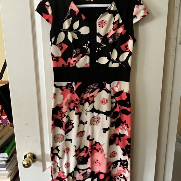 Tradition size 6 Midi dress - Picture 3 of 3